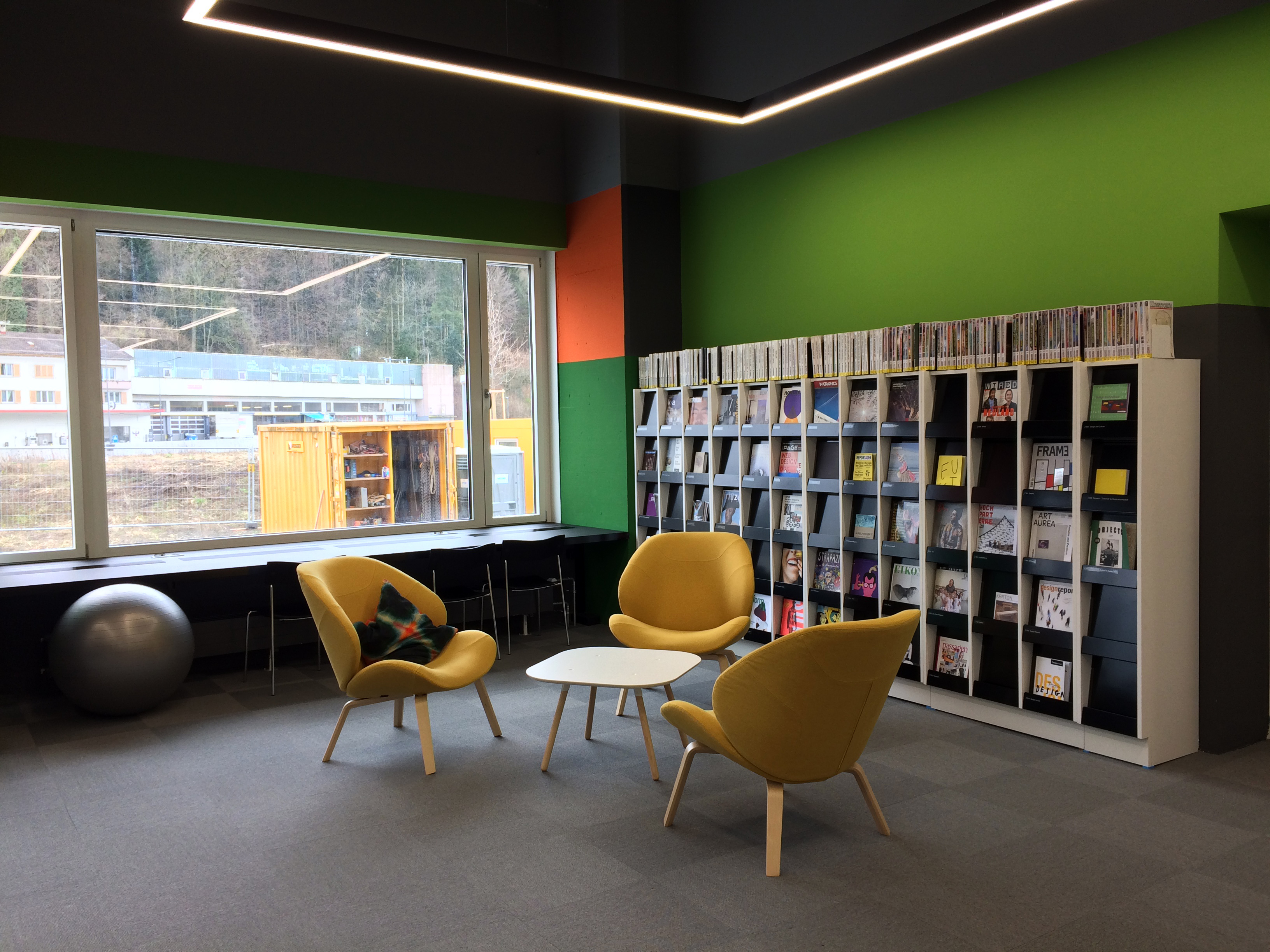 Neue Öffnungszeiten Design- und Kunstbibliothek