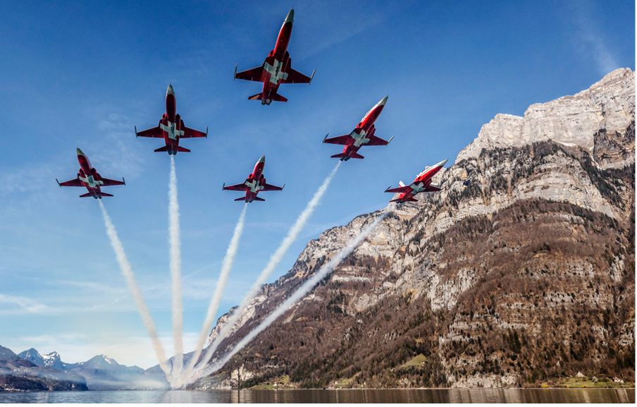 Ein High Performance Team - Die Patrouille Suisse in der Formation Delta