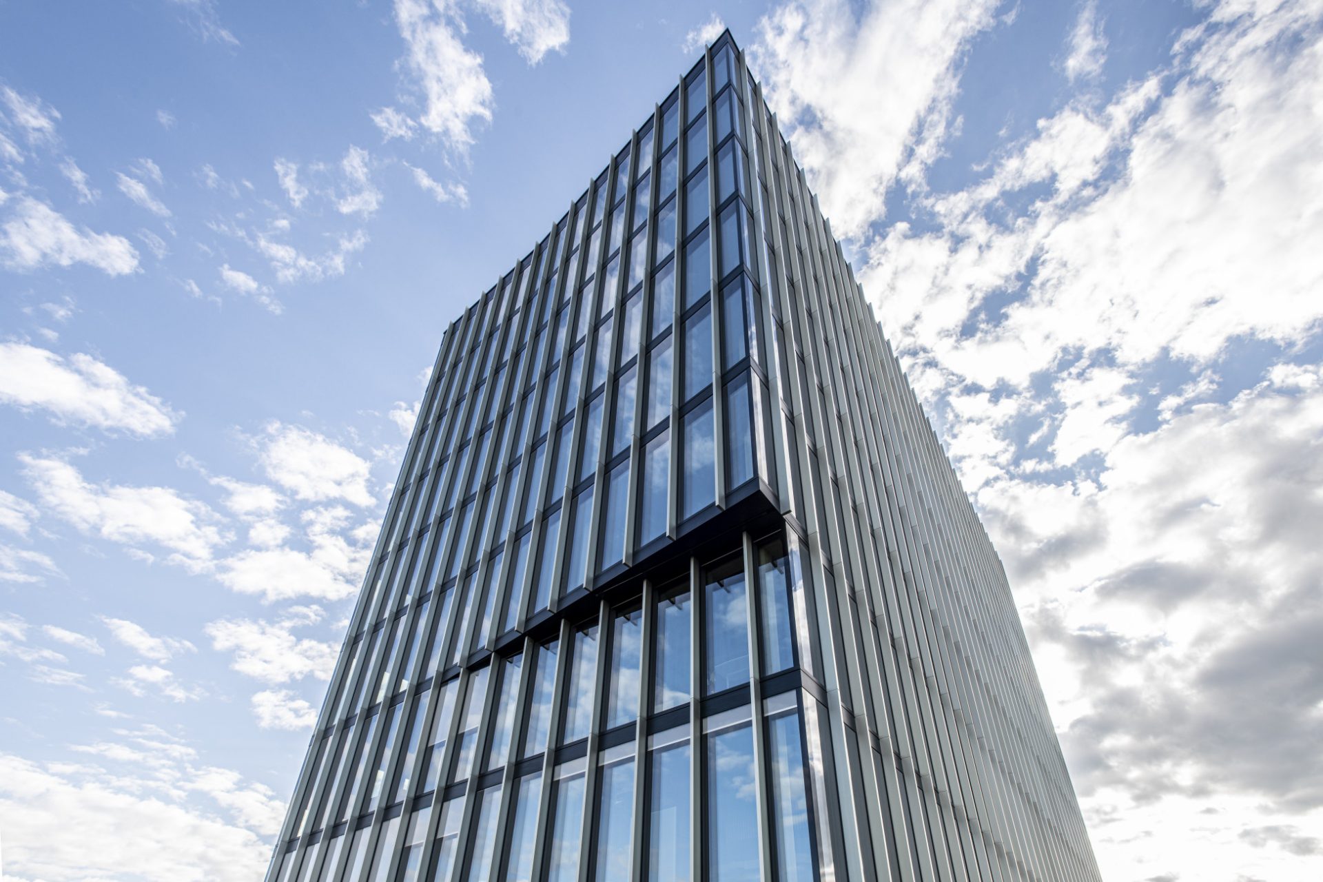 Die neue Heimat der HSLU in Rotkreuz, entstanden in einer Fabrik