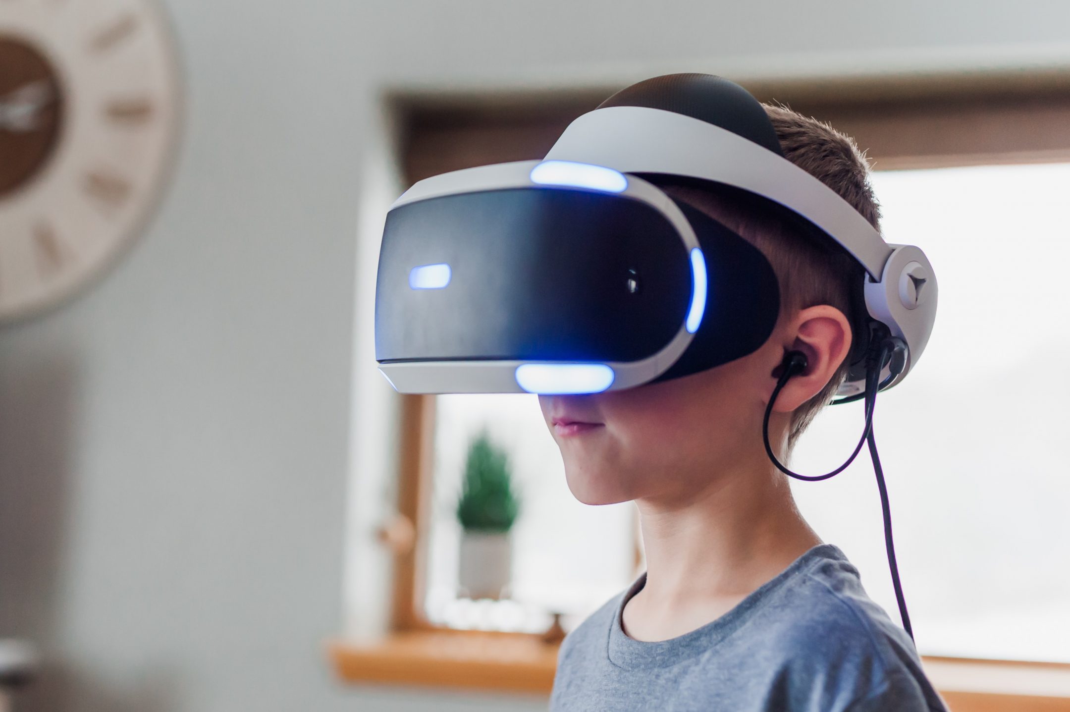 Vorteile und Herausforderungen von AR und VR im Schulunterricht