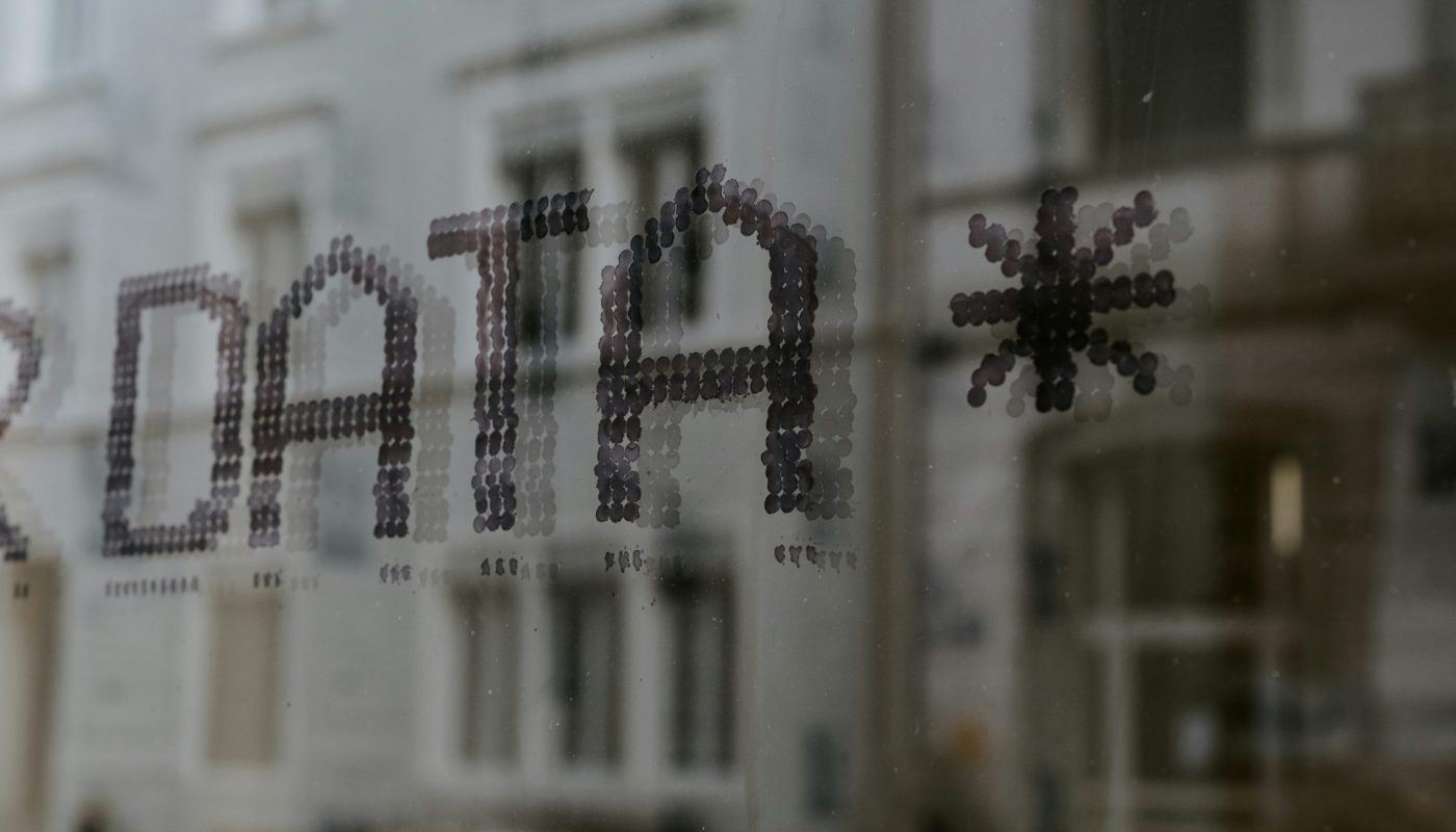 Daten bilden die Grundlage automatisierter Prozesse – fehlerhafte Daten können ganze Abläufe verfälschen. (Quelle: Unsplash, Foto: Claudio Schwarz)