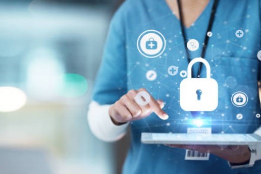 Existiert in der Schweiz eine digitale Sicherheitsstrategie, die speziell auf das Schweizer Gesundheitswesen zugeschnitten ist?