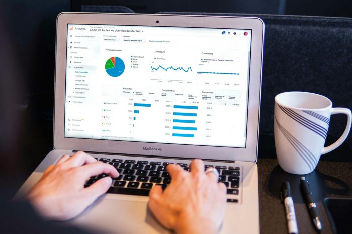 Verständliche Dashboards: Lieber erklären als Datenkosmetik