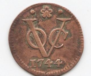 Bronze doit of the Dutch East India Company (VOC), depicting its date of production and the Company's monogram logo. The VOC's logo was possibly in fact the first globally recognized corporate logo.[1]