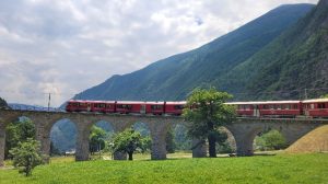 Tren suizo
