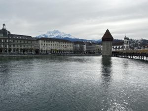 Lake Luzern in its greatness