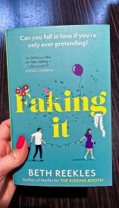 Faking It, Beth Reekles, Buch, Fake Dating Trope