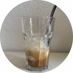 Vanilla icecream topped of with delicious and creamy espresso delivers an affogato drink